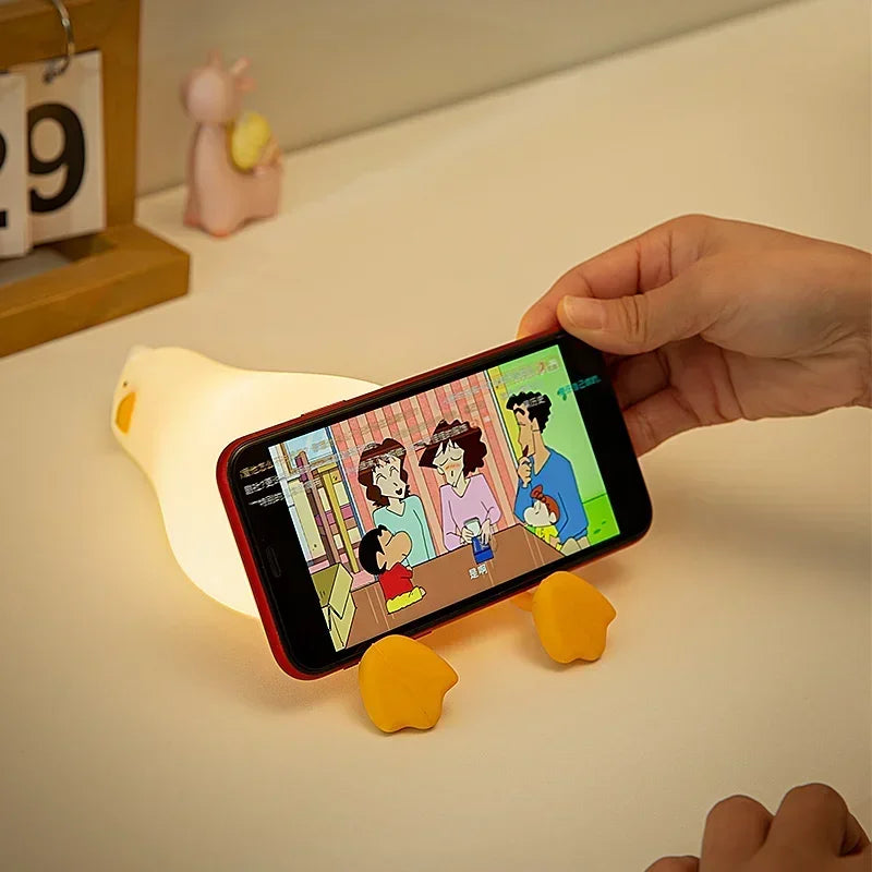 Cute Duck Silicone Patting Lamp